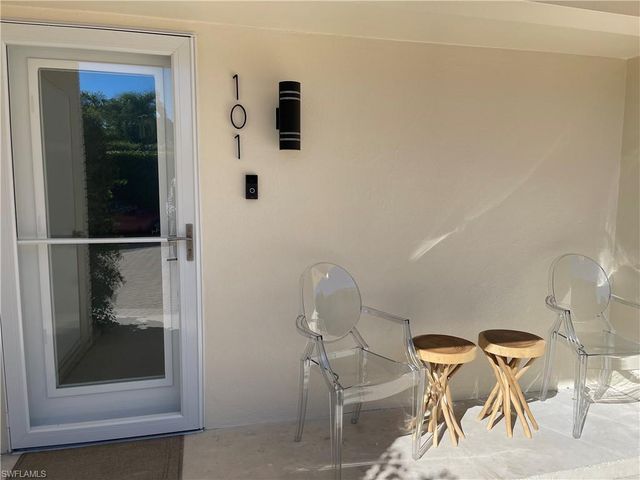 1417 Chesapeake AVE # 101, Naples, FL 34102