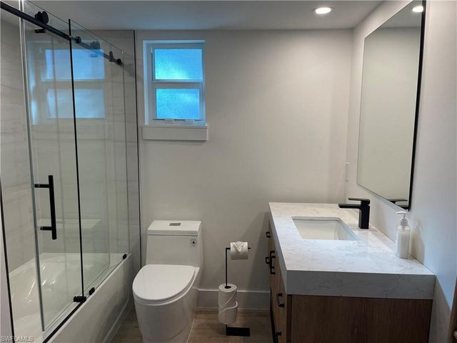 1417 Chesapeake AVE # 101, Naples, FL 34102