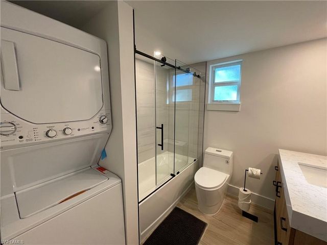 1417 Chesapeake AVE # 101, Naples, FL 34102