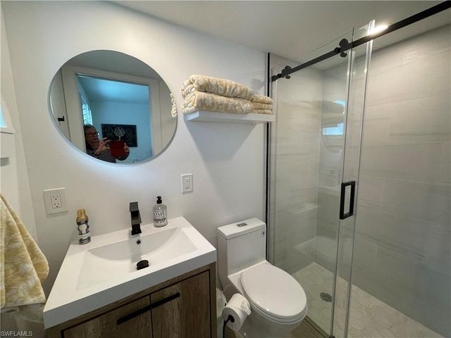 1417 Chesapeake AVE # 101, Naples, FL 34102