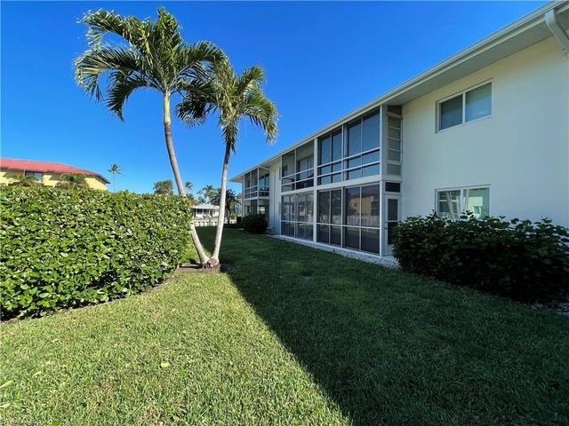 1417 Chesapeake AVE # 101, Naples, FL 34102