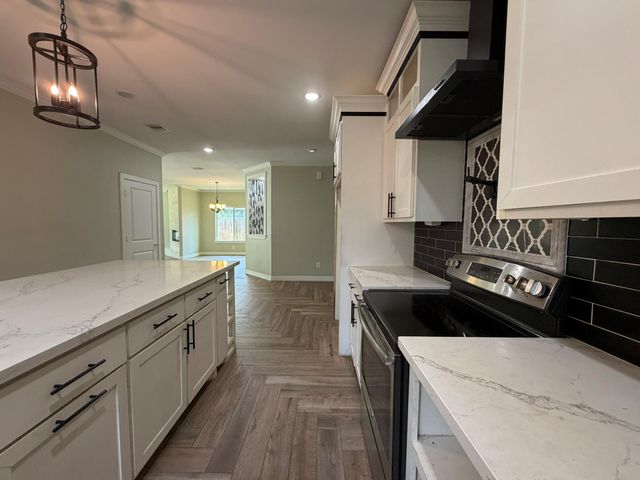 9426 Nyssa Street, Houston, TX 77078