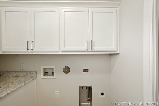 9105 E 62nd Place S, Tulsa, OK 74133