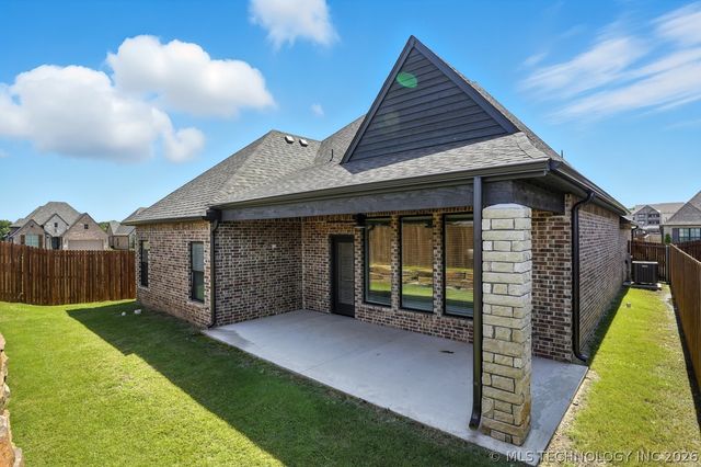 9105 E 62nd Place S, Tulsa, OK 74133