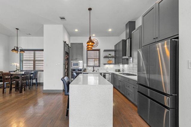 5802 Kansas Street, Houston, TX 77007