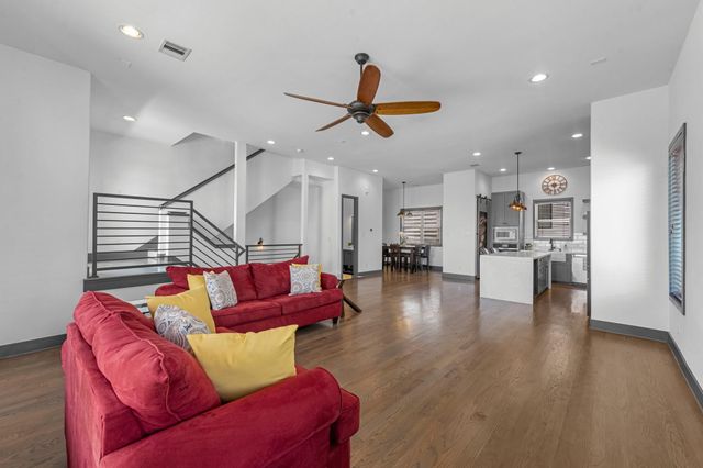 5802 Kansas Street, Houston, TX 77007