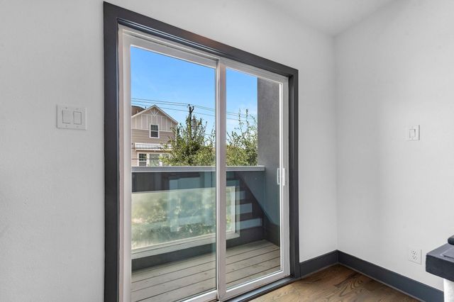 5802 Kansas Street, Houston, TX 77007