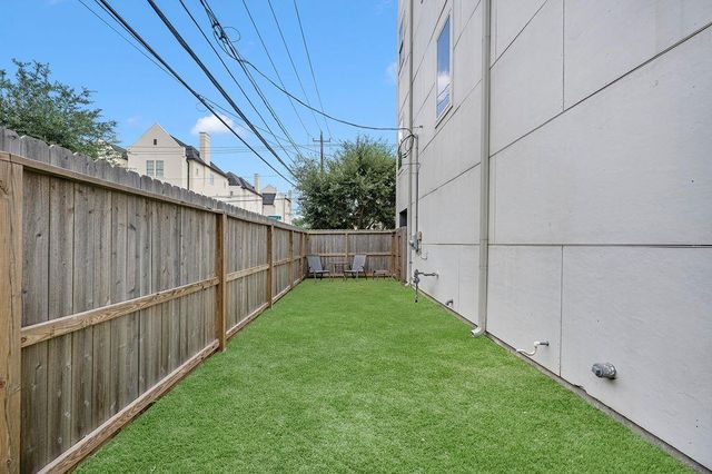 5802 Kansas Street, Houston, TX 77007