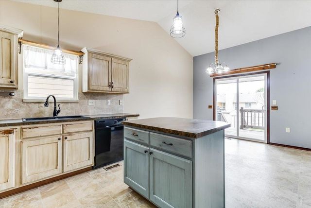 2314 S Limuel Cir, Wichita, KS 67235
