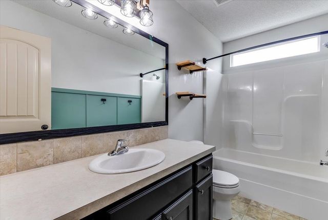 2314 S Limuel Cir, Wichita, KS 67235