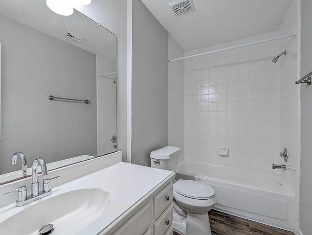 8106 Claiborne Street, Houston, TX 77078