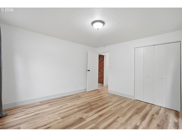 1350 Se 117TH Ave, Portland, OR 97216