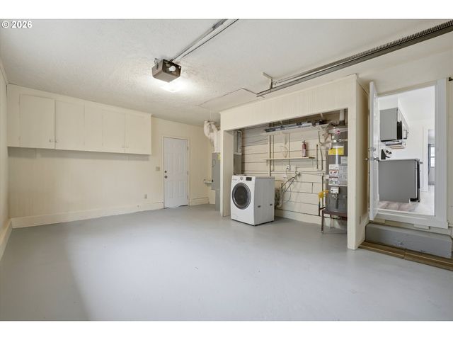 1350 Se 117TH Ave, Portland, OR 97216