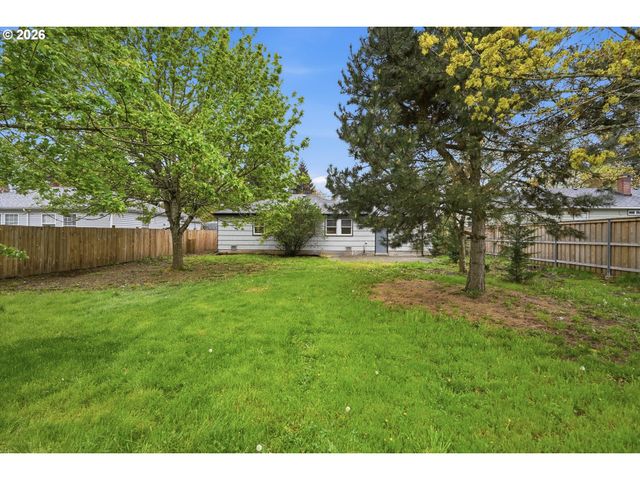 1350 Se 117TH Ave, Portland, OR 97216