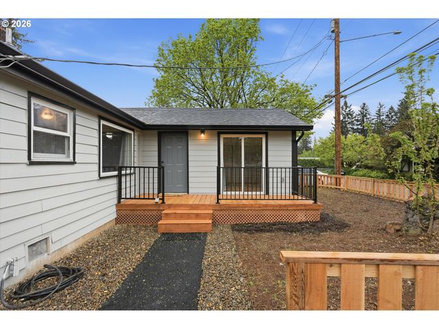 1350 Se 117TH Ave, Portland, OR 97216