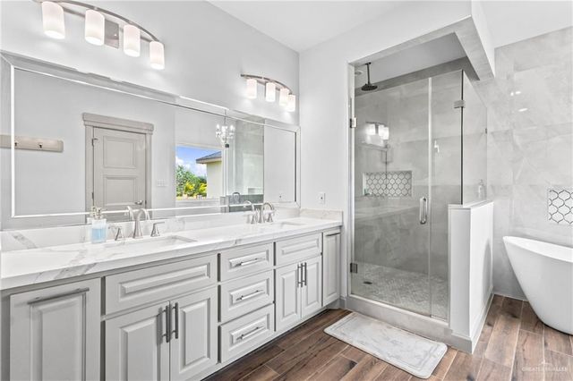 120 Canteros Drive, Rancho Viejo, TX 78575