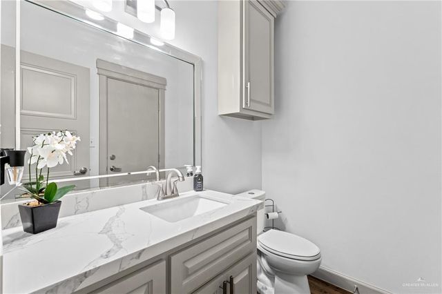 120 Canteros Drive, Rancho Viejo, TX 78575