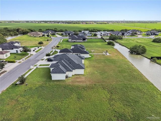 120 Canteros Drive, Rancho Viejo, TX 78575