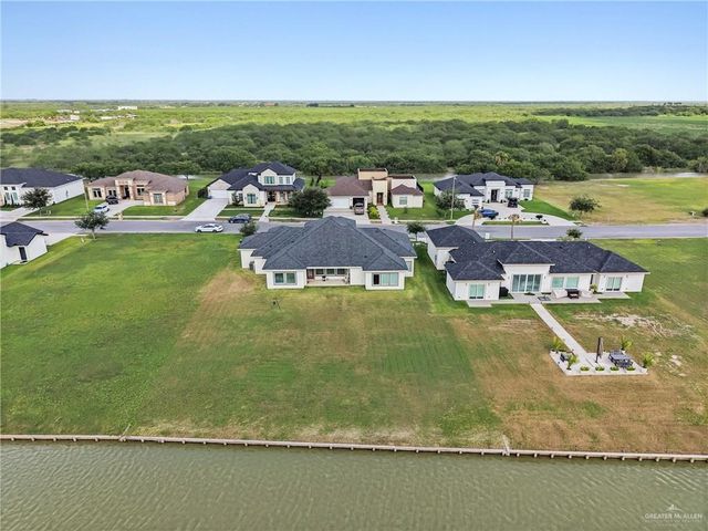 120 Canteros Drive, Rancho Viejo, TX 78575