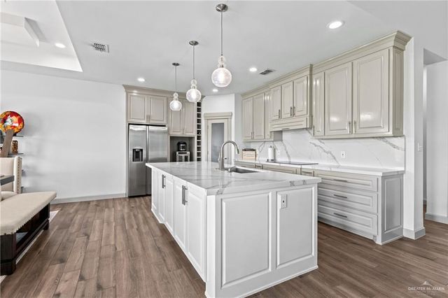 120 Canteros Drive, Rancho Viejo, TX 78575