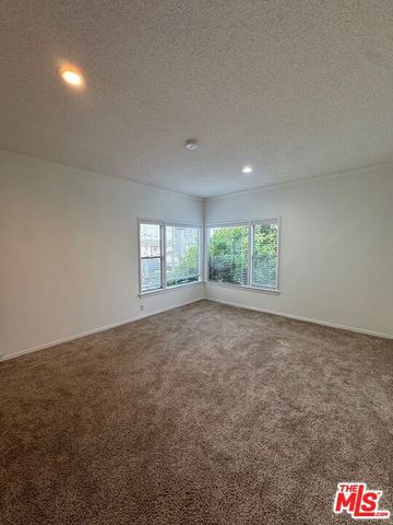 122 N Orlando Avenue 122, Los Angeles, CA 90048