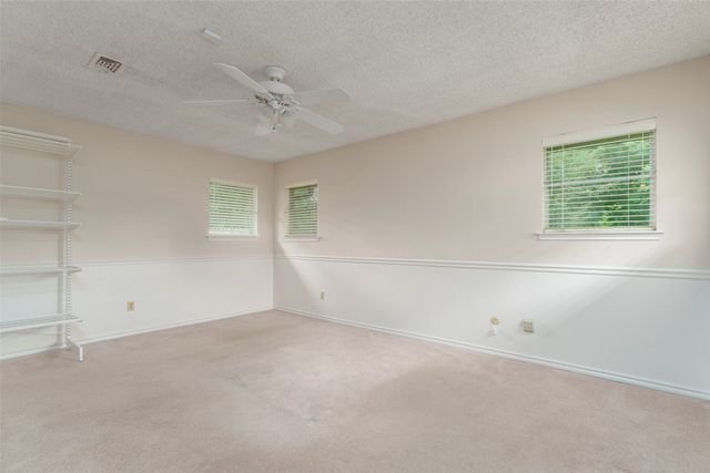 1008 Rocky Canyon Road, Arlington, TX 76012