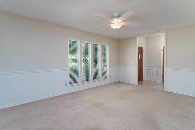 1008 Rocky Canyon Road, Arlington, TX 76012