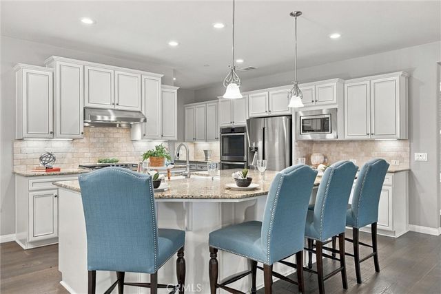 2909 Mandalay Place, Bakersfield, CA 93311