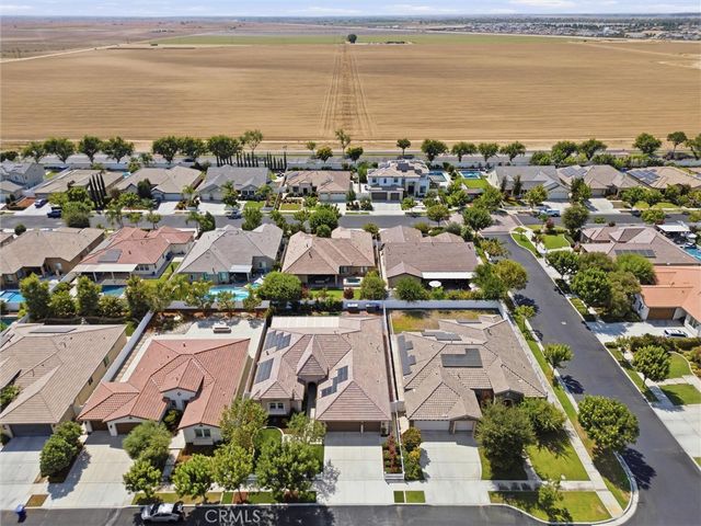 2909 Mandalay Place, Bakersfield, CA 93311
