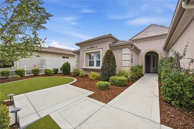 2909 Mandalay Place, Bakersfield, CA 93311
