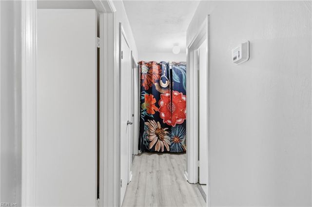 1504 Chickadee CT, Virginia Beach, VA 23454