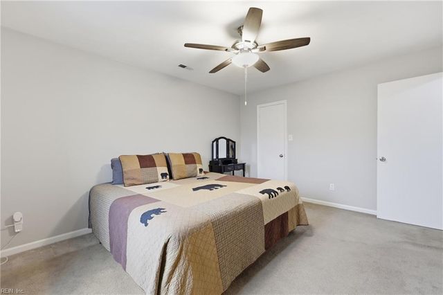 1504 Chickadee CT, Virginia Beach, VA 23454