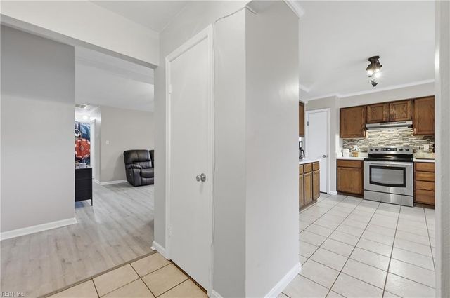 1504 Chickadee CT, Virginia Beach, VA 23454