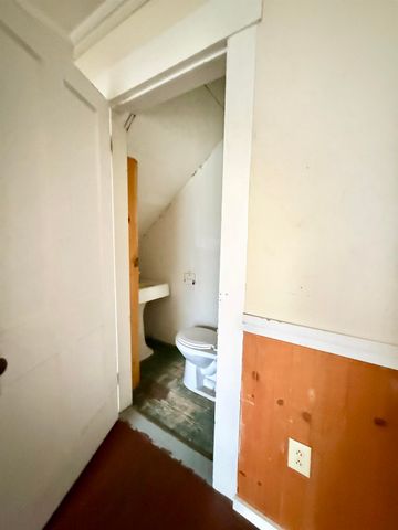 56 Jefferson Road, Whitefield, NH 03598