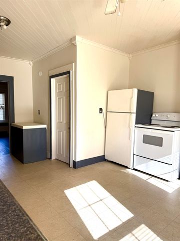 56 Jefferson Road, Whitefield, NH 03598