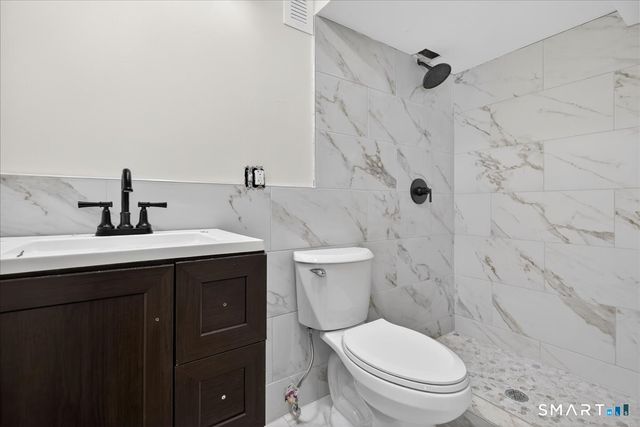 38 Bristol Street 1, West Haven, CT 06516