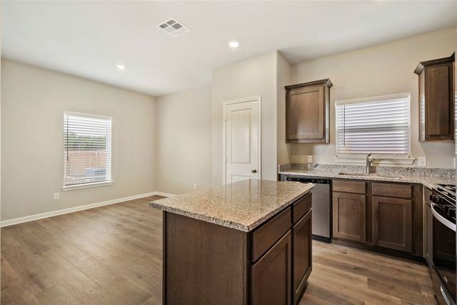 207 Southgate Drive, Terrell, TX 75160