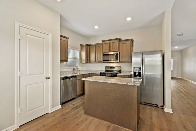 207 Southgate Drive, Terrell, TX 75160