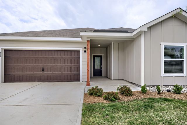 207 Southgate Drive, Terrell, TX 75160