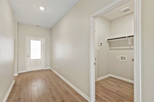 207 Southgate Drive, Terrell, TX 75160