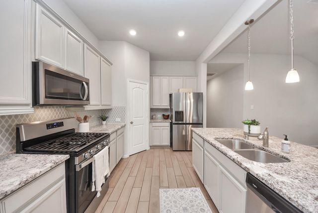 19418 Tobiano Park Drive, Tomball, TX 77377