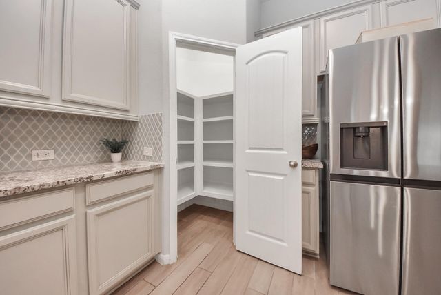 19418 Tobiano Park Drive, Tomball, TX 77377