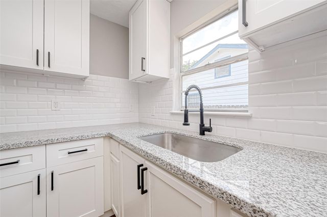 6715 Victoria Street, Houston, TX 77020