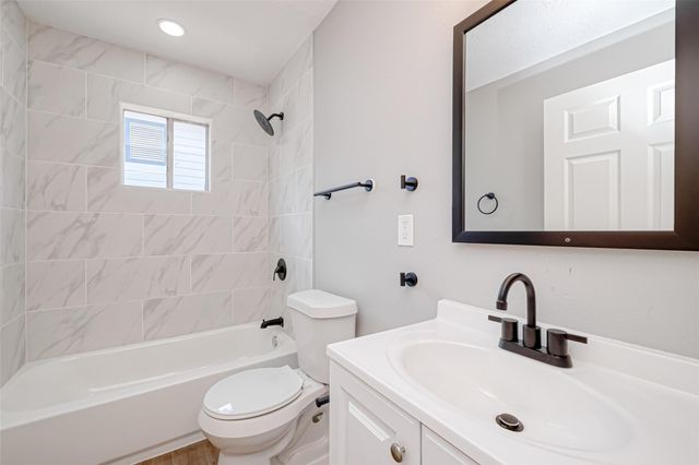 6715 Victoria Street, Houston, TX 77020