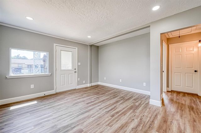 6715 Victoria Street, Houston, TX 77020