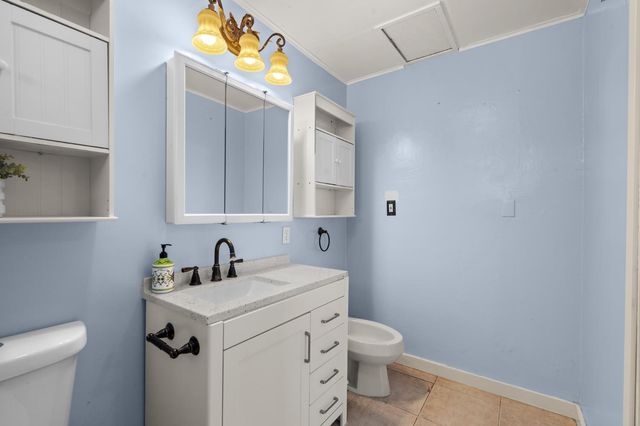 7921 34th Ave, Sacramento, CA 95824
