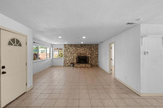 7921 34th Ave, Sacramento, CA 95824