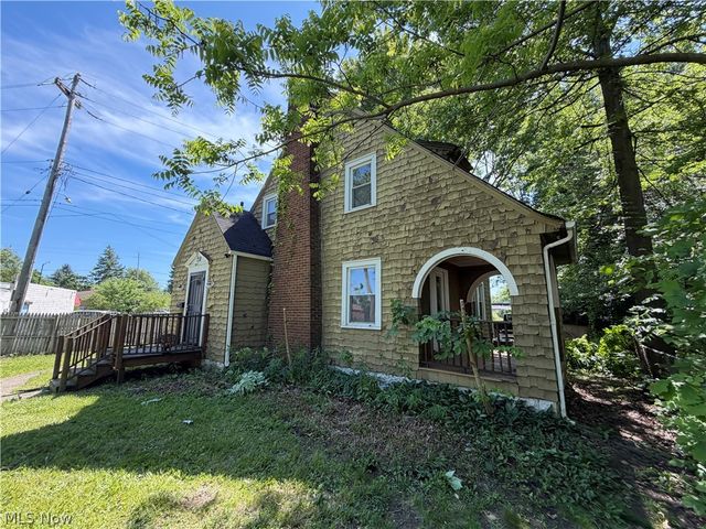 918 Frederick Boulevard, Akron, OH 44320