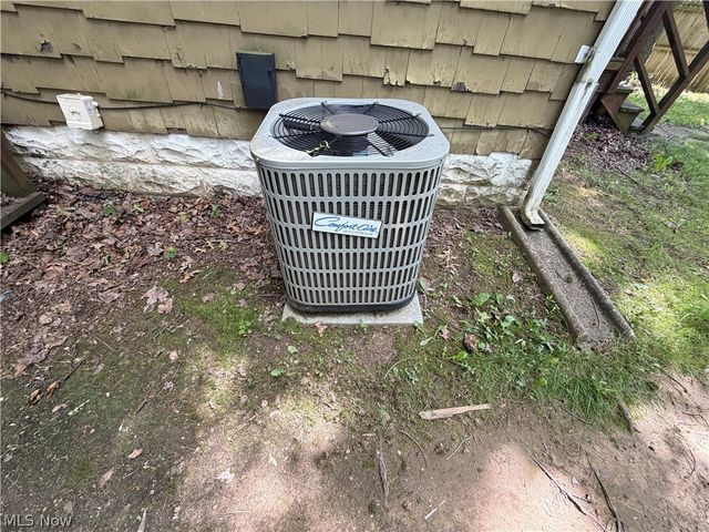 918 Frederick Boulevard, Akron, OH 44320