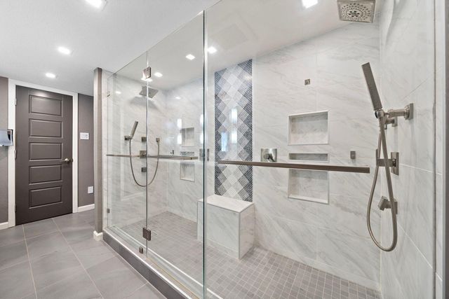 8954 Chatsworth Drive, Houston, TX 77024